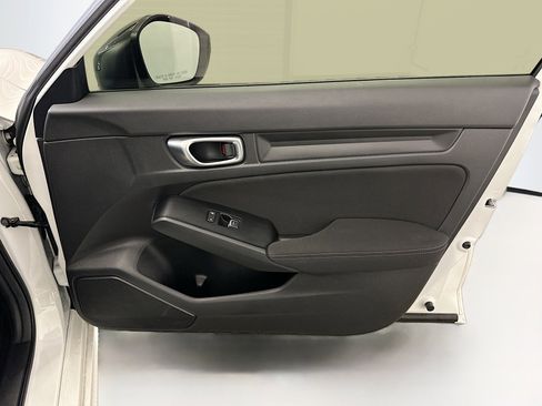 Used 2024 Honda Civic Sport image 32