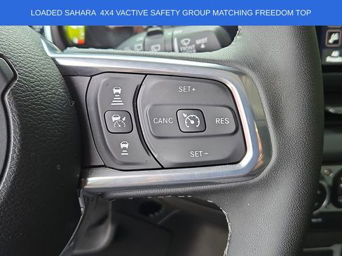 Used 2025 Jeep Wrangler Unlimited Sahara w/ Safety Group AWD/4WD image 21