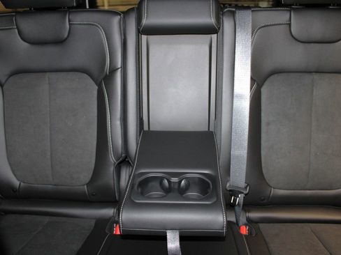 New 2025 Jeep Grand Cherokee Laredo image 28