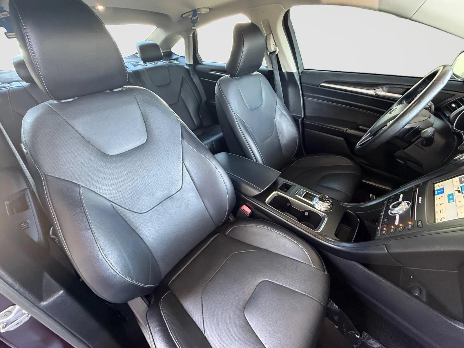 Used 2017 Ford Fusion Titanium FWD image 21