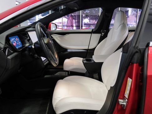 Used 2018 Tesla Model S P100D image 4