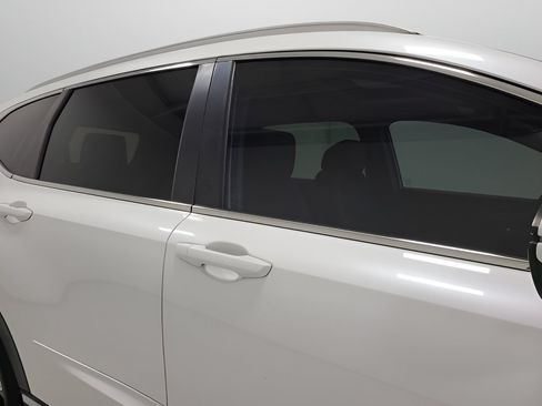Used 2021 Honda CR-V Touring image 11