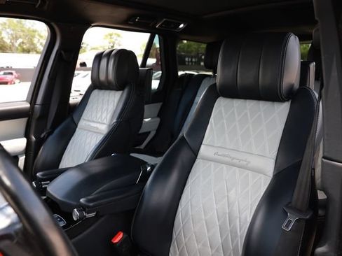 Used 2017 Land Rover Range Rover SV Autobiography Dynamic AWD/4WD image 9