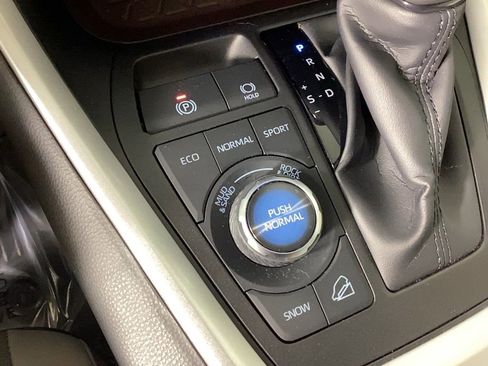 Used 2025 Toyota RAV4 Limited w/ Weather Package image 27