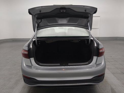 Used 2024 Volkswagen Jetta SE image 29