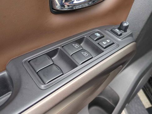 Used 2022 Nissan Titan Platinum Reserve w/ Moonroof Package image 24