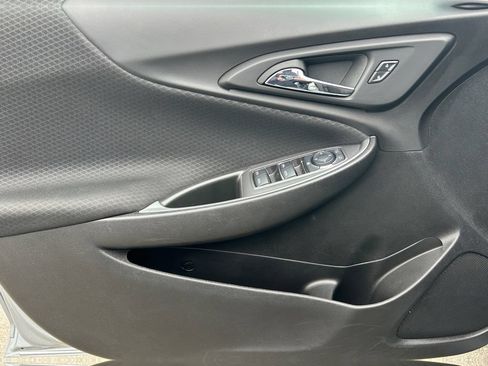 Used 2023 Chevrolet Malibu LT FWD image 21