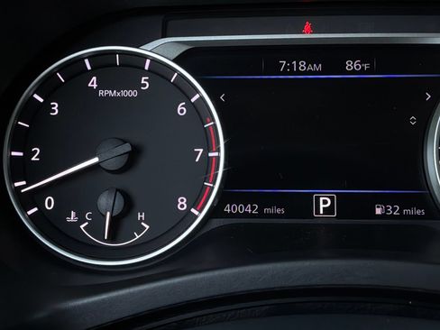 Used 2025 Nissan Sentra SV FWD image 36