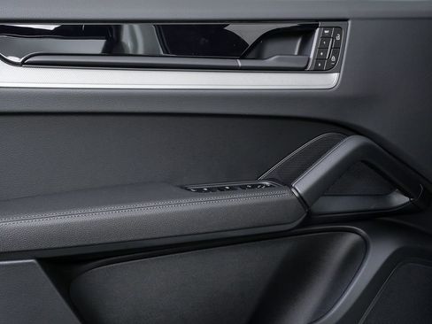 New 2026 Porsche Cayenne AWD image 6