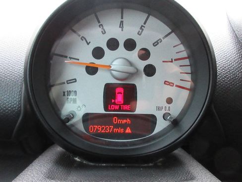 Used 2014 MINI Cooper Countryman w/ Cold Weather Package image 31