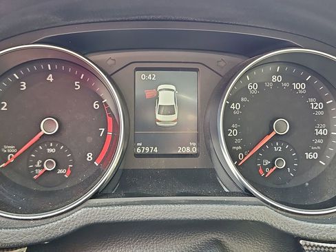 Used 2019 Volkswagen Passat 2.0T SE R-Line image 8