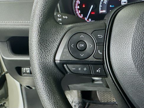 Used 2023 Toyota RAV4 XLE FWD image 16
