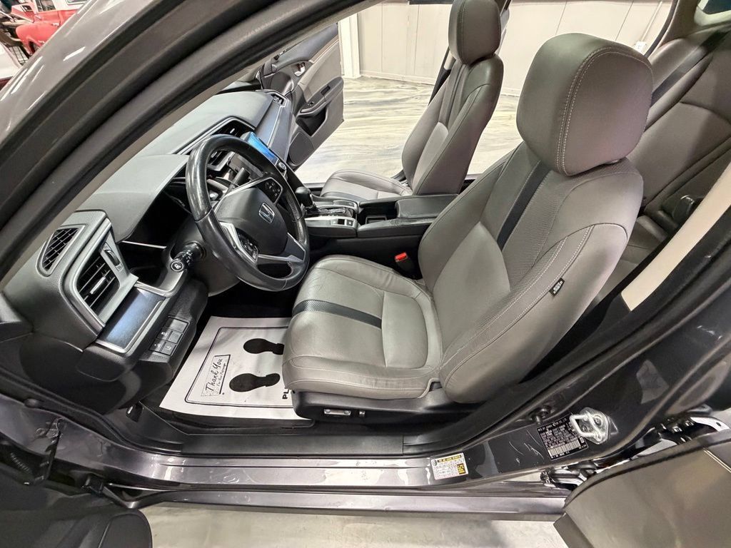 Used 2018 Honda Civic Touring image 54