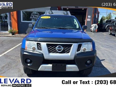 Used 2014 Nissan Xterra PRO-4X w/ Pro-4x Leather Package AWD/4WD image 2