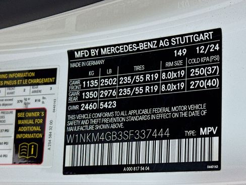 Used 2025 Mercedes-Benz GLC 300 image 32