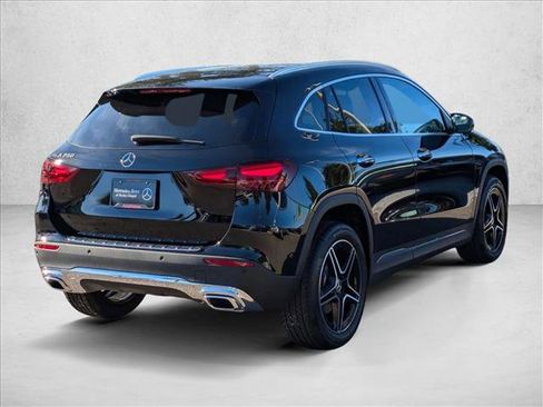 Used 2026 Mercedes-Benz GLA 250 image 2
