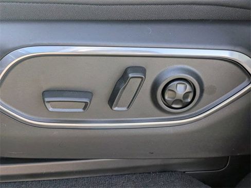 New 2026 Jeep Grand Wagoneer Limited image 21