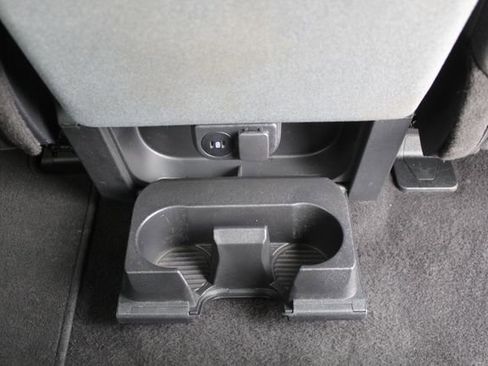 Used 2025 Ford F150 XLT w/ Equipment Group 301A Standard RWD image 17