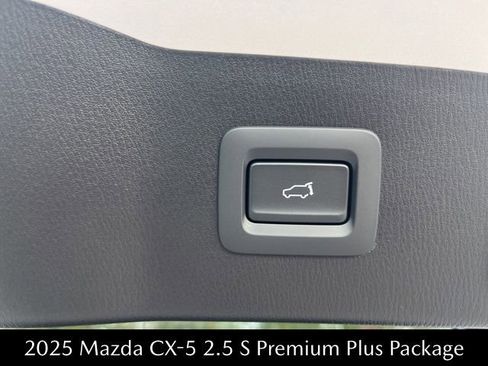 New 2025 MAZDA CX-5 AWD 2.5 S w/ Premium Plus Pkg image 26