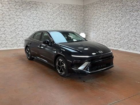 New 2026 Hyundai Sonata SEL image 1