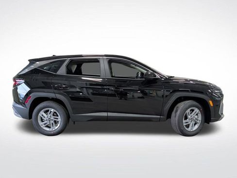 New 2026 Hyundai Tucson SE image 2