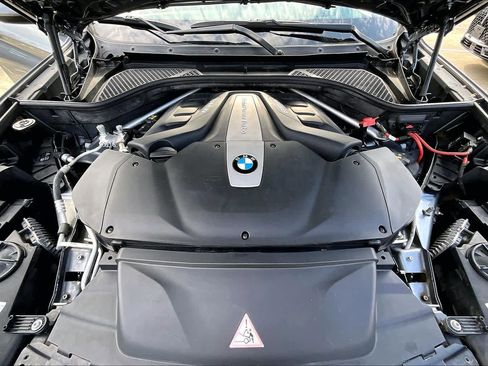 Used 2018 BMW X6 xDrive50i image 29