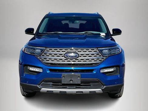 Used 2021 Ford Explorer Limited w/ Equipment Group 301A image 2