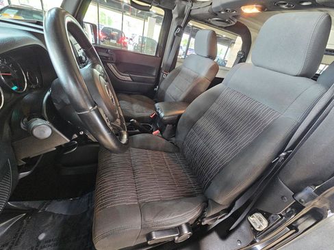 Used 2012 Jeep Wrangler Sport AWD/4WD image 18