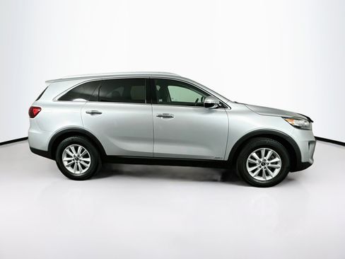 Used 2019 Kia Sorento AWD w/ LX Convenience Package image 10