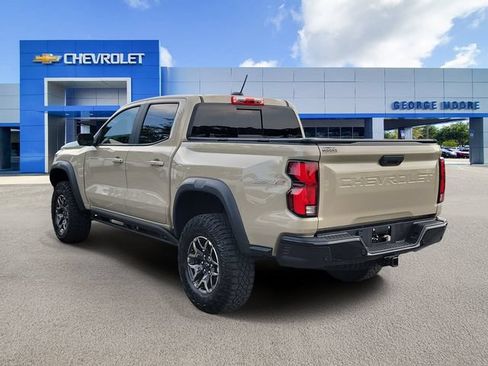 Certified 2024 Chevrolet Colorado ZR2 w/ Technology Package AWD/4WD image 3