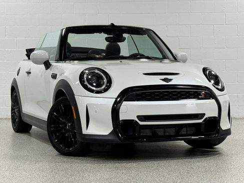 Used 2023 MINI Cooper S FWD image 4