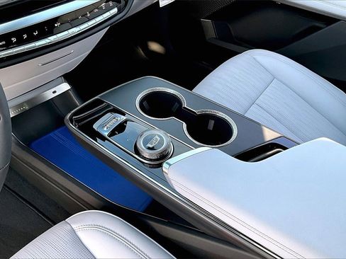 New 2026 Cadillac Lyriq Sport image 8