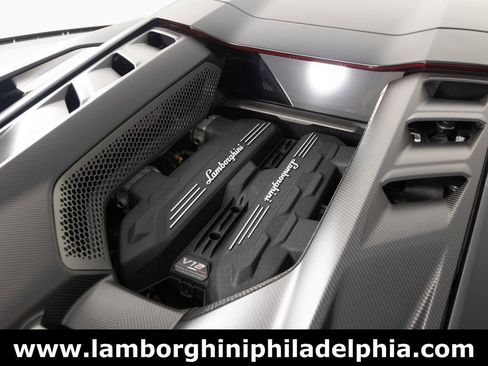 Used 2024 Lamborghini Revuelto AWD/4WD image 58