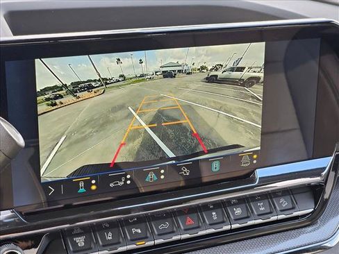 New 2026 Chevrolet Silverado 2500 ZR2 AWD/4WD image 13