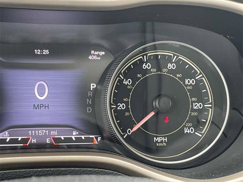 Used 2014 Jeep Cherokee Limited image 9