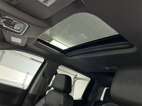 Certified 2020 GMC Sierra 1500 Denali w/ Denali Ultimate Package image 19