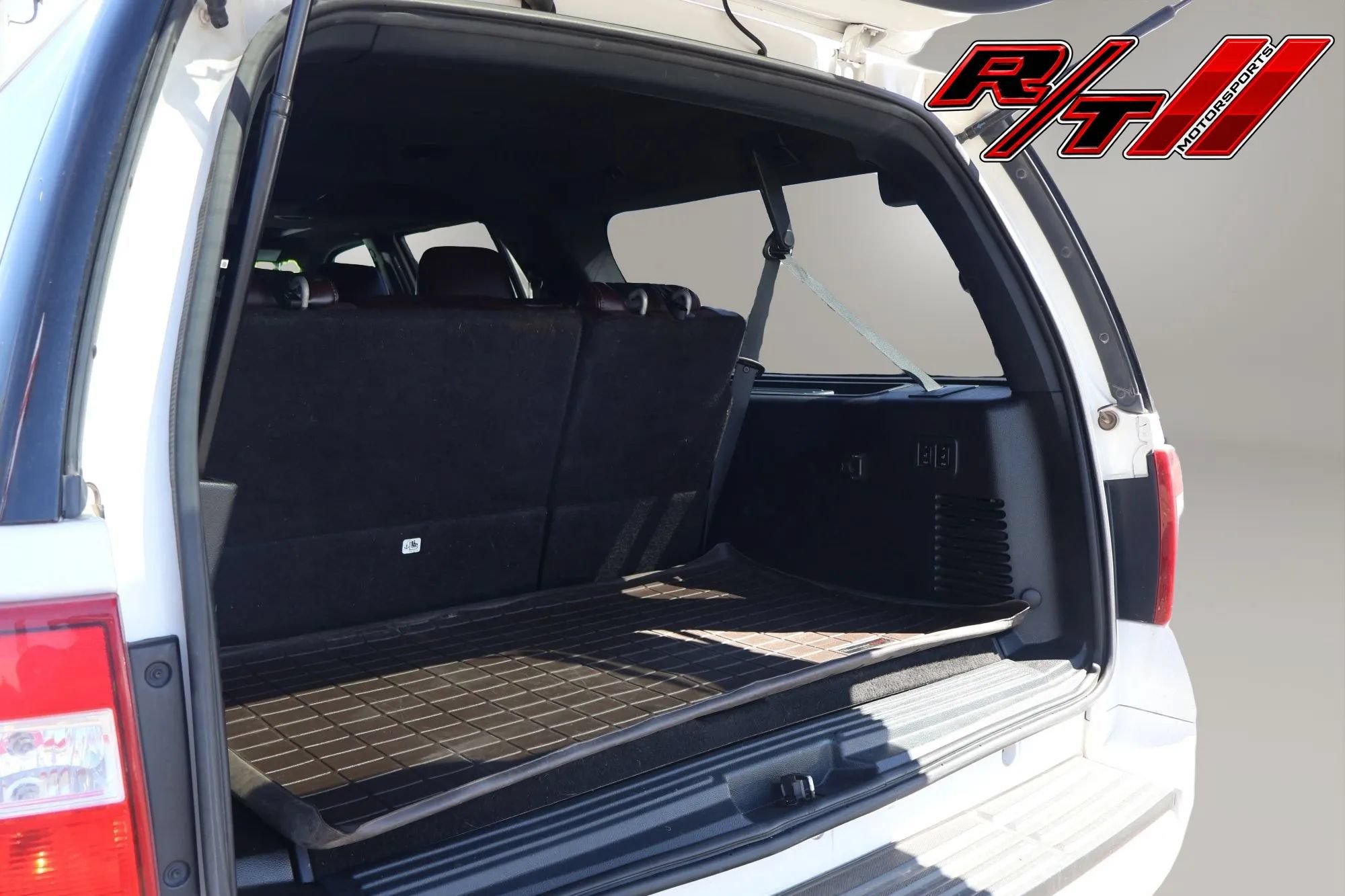 Used 2015 Ford Expedition EL Platinum AWD/4WD image 12