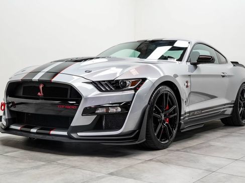 Used 2021 Ford Mustang Shelby GT500 w/ Technology Package RWD image 7