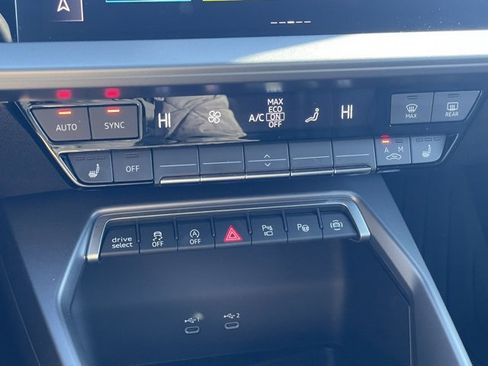 Used 2025 Audi A3 2.0T Premium Plus w/ Premium Plus Package image 10