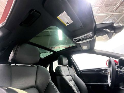 New 2026 Porsche Macan S image 26