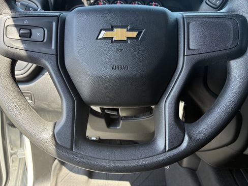 Used 2023 Chevrolet Silverado 2500 Custom AWD/4WD image 27