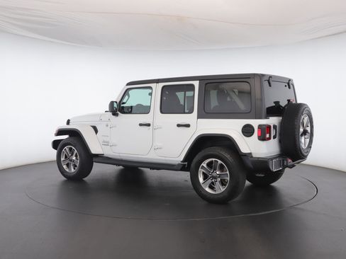 Certified 2021 Jeep Wrangler Unlimited Sahara w/ Cold Weather Group image 20