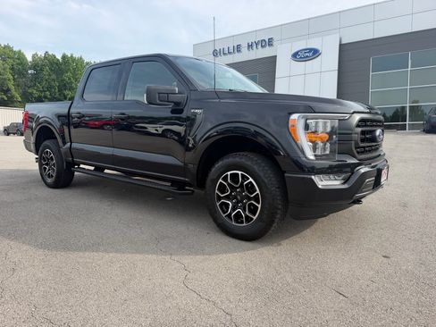 Used 2022 Ford F150 XLT w/ Equipment Group 302A High AWD/4WD image 3