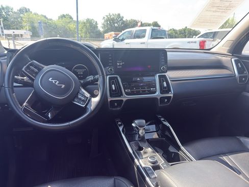 Used 2023 Kia Sorento SX AWD/4WD image 21
