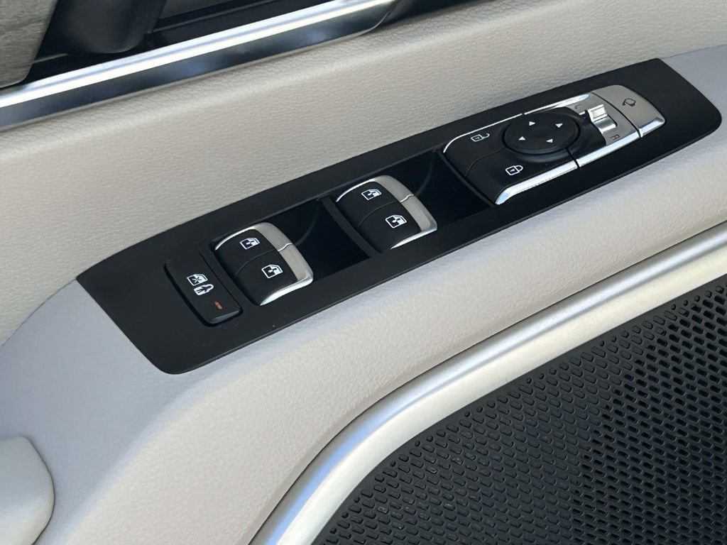 Used 2021 Kia Telluride EX w/ EX Premium Package AWD/4WD image 16