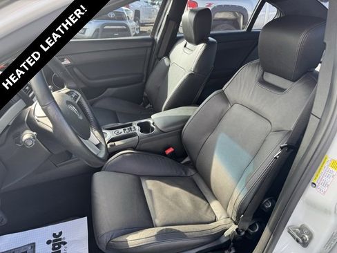 Used 2009 Pontiac G8 GT w/ Premium Package image 10