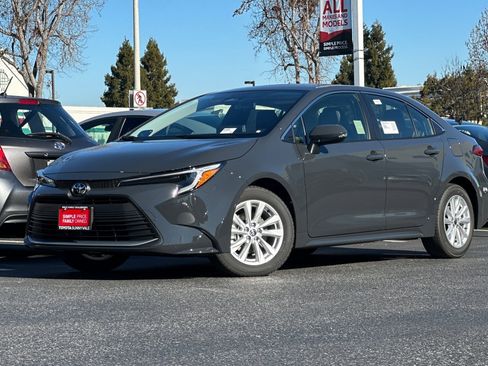 New 2026 Toyota Corolla XLE image 2