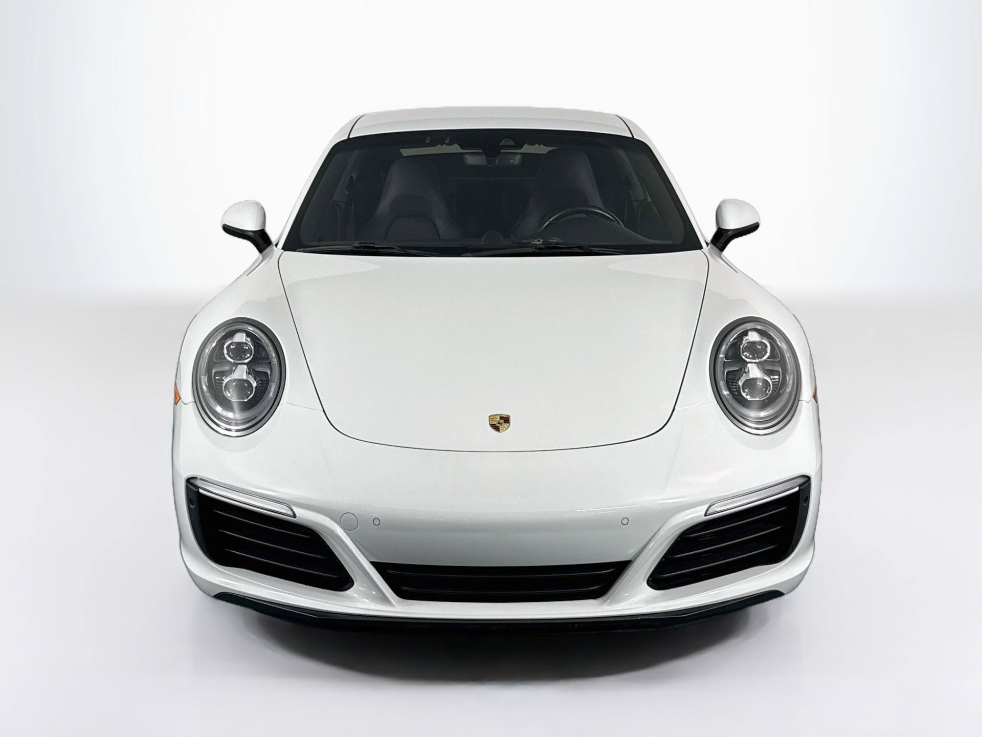 Used 2018 Porsche 911 Carrera 4S AWD/4WD image 2