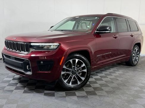 Used 2022 Jeep Grand Cherokee L Overland w/ Luxury Tech Group IV AWD/4WD image 1