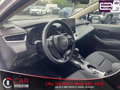 Used 2023 Toyota Corolla LE FWD image 13